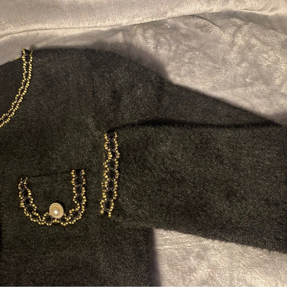 Snowflake brand women’s black cardigan Sz S/M pearl and gold buttons sweater